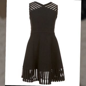 Girl’s Zunie fit and flare dress. 12